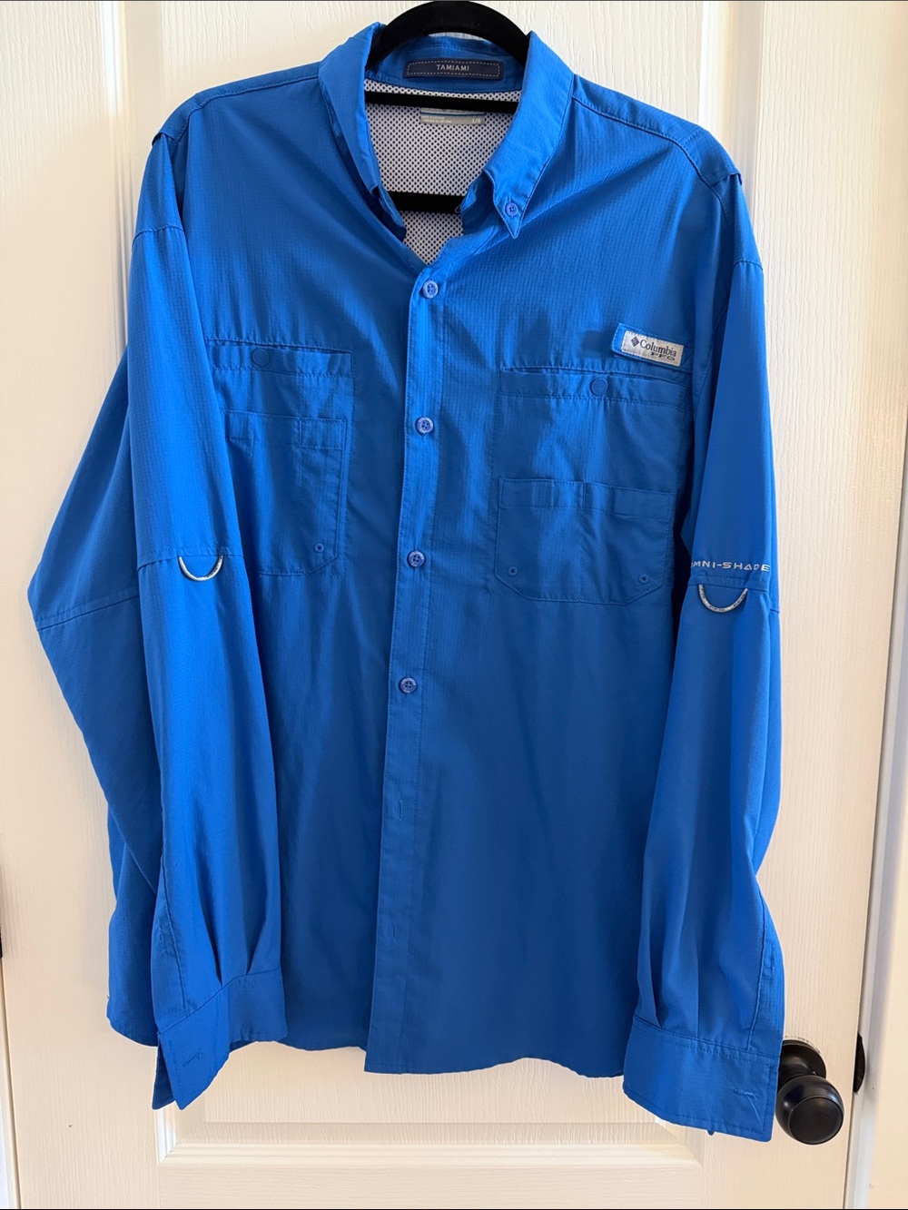 Columbia Men's Bright Blue Long-Sleeve Button-Down Outdoor Shirt